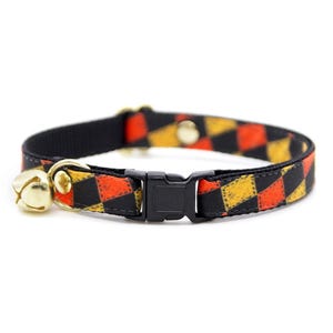 Checkerboard Cat Collar - &quot;Haunted Harlequin&quot; - Jester Cat Collar / Breakaway + Non-Breakaway / Racing,Joker, Clown, Diamond Print, Carnival