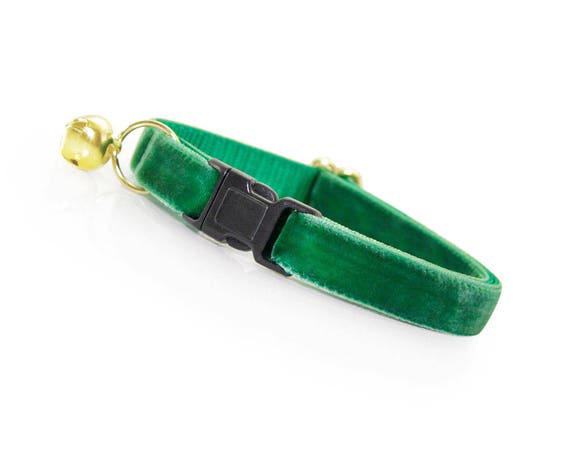 emerald cat collar