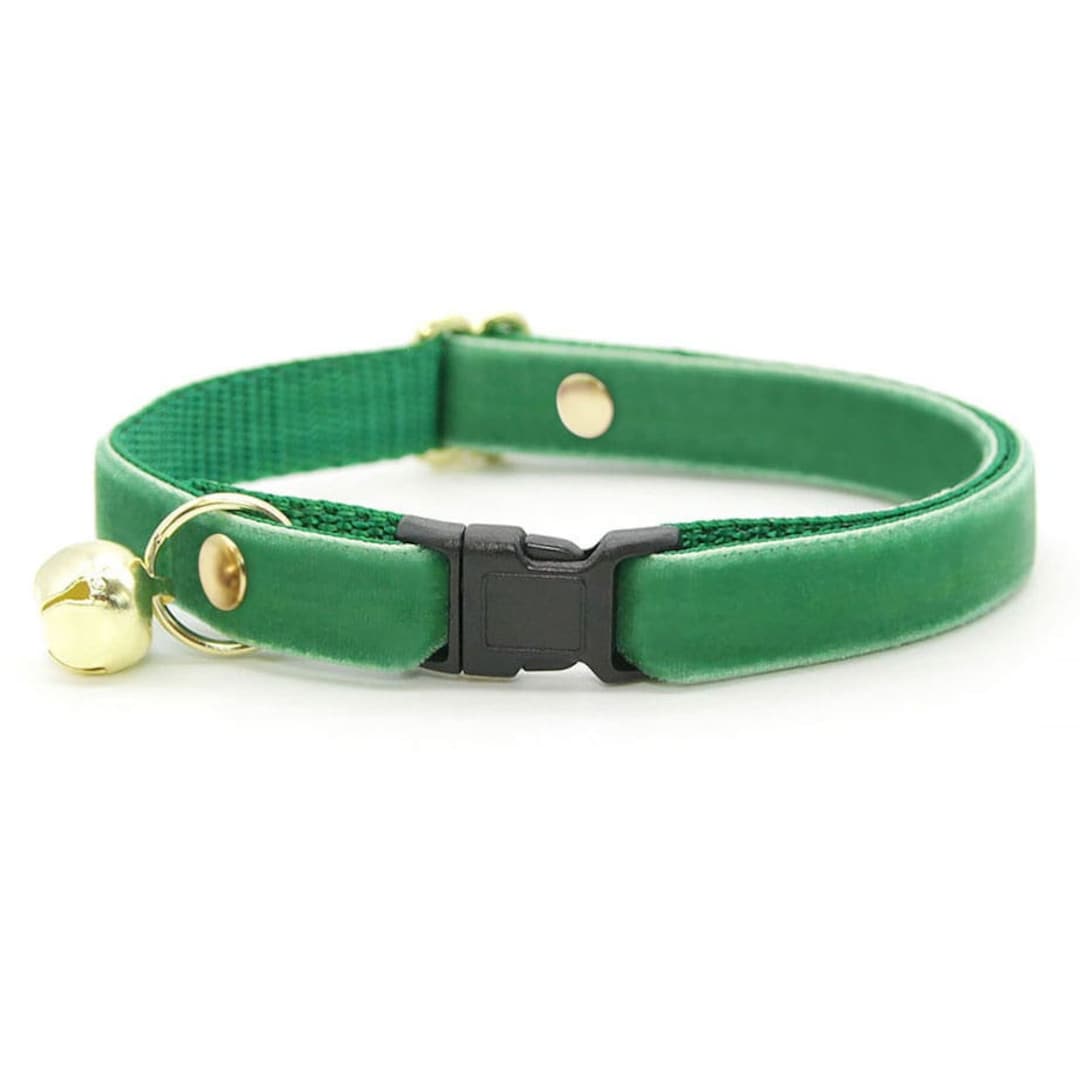 Cat Collar velvet Emerald Green Bright Holiday Green Velvet Cat Collar