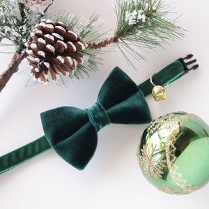 Bow Tie Cat Collar Set - "Velvet - Hunter Green" - Dark Green Cat Collar + Green Velvet Bow Tie / Christmas Holiday / Cat,Kitten,Small Dog