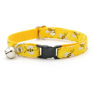 Cat Collar - "Show Me The Honey" - Yellow Bee Cat Collar / Breakaway or Non-Breakaway / Spring,Summer,Bee Lover,Bumblebee / Cat + Small Dog