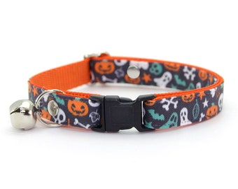 Halloween Cat Collar - "Here for the Boos" - Ghosts, Pumpkins & Skulls Cat Collar / Breakaway or Non-Breakaway / Cat, Kitten, Small Dog Size