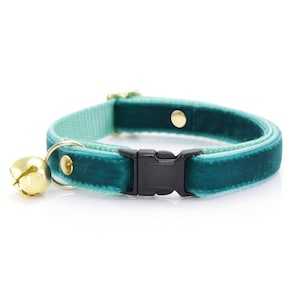 Cat Collar velvet Ocean Teal Luxury Velvet Cat Collar Breakaway