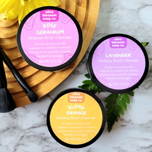 Natural Makeup Brush Cleaner With Essential Oils