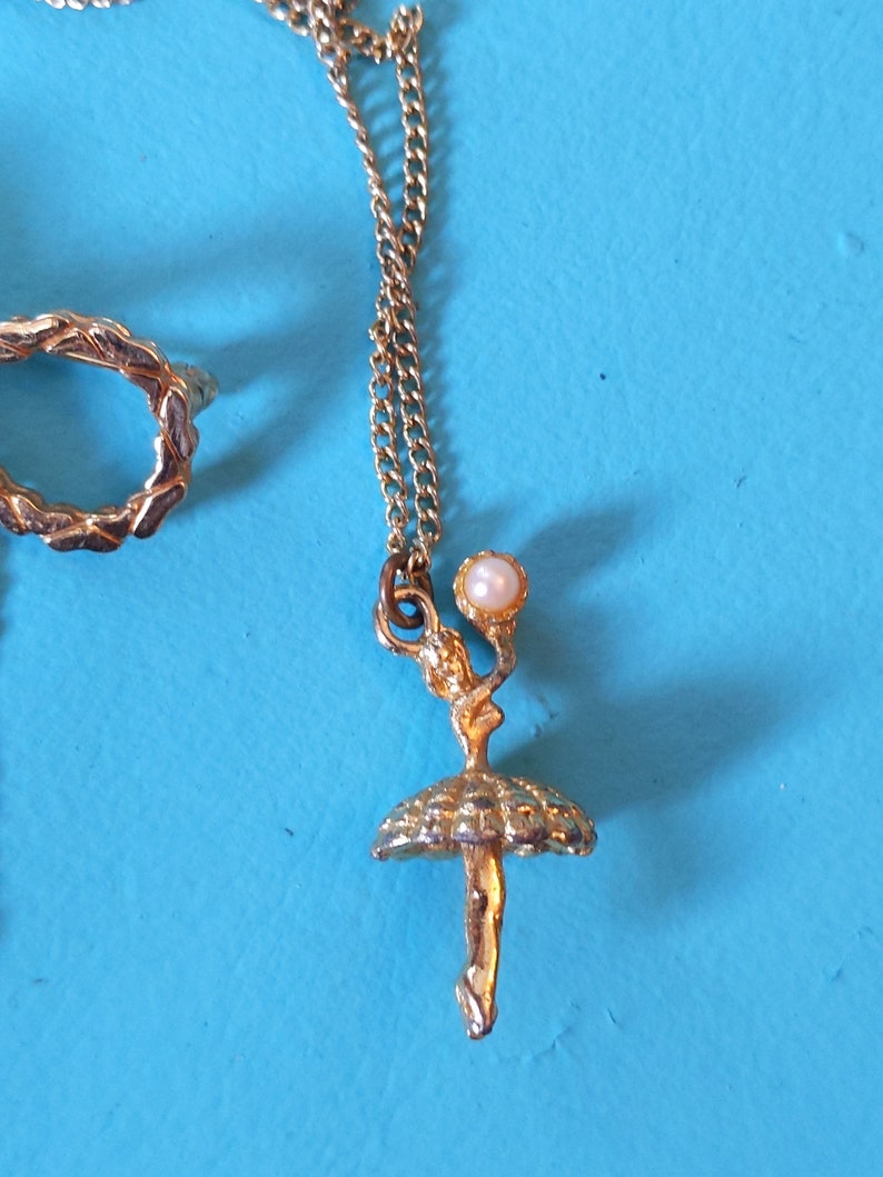 Bow /& Ballerina Vintage Lot