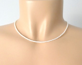 Dainty simple pearl necklace, beaded white necklace, choker delicate pearl necklace, choker collar, one strand necklace