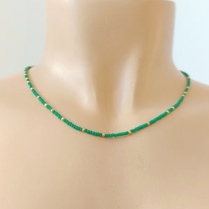 Layering necklace, kelly green and gold necklace, green dainty necklace,simple necklace,thin beaded necklace, boho necklace, simple necklace