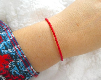 Red bracelet, seed bead bracelet,carmin bracelet,simple bracelet, friendship bracelet, minimalist red bracelet, seed bead jewelry, gift idea