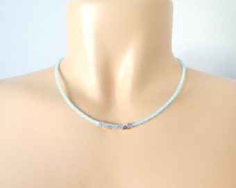 Collar de gargantilla, collar de gargantilla, gargantilla de cuentas de semillas, collar verde menta, collar minimalista, agua, collar delicado y delicado