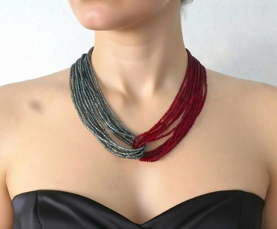 Collier Vintage En Perles De Grenat - Beau Modèle Ancien Porté - Occasion à Vérifier