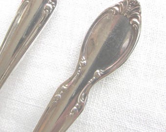 Sugar Spoon in "Precious Mirror" Silver Plate Pattern - Vintage