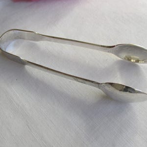 Sugar Tongs - Silver Plate Tongs - Vintage