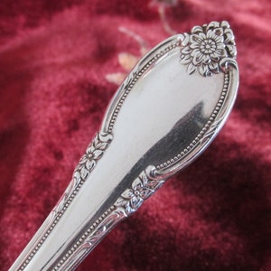 Tablespoon in &quot;Remembrance&quot; Collectible Silver Plate Pattern - Vintage