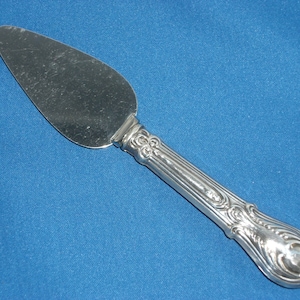 Cheese Server in Sterling Silver &quot;Victoria&quot; Pattern by Frank Whiting - Antique - Free Shipping