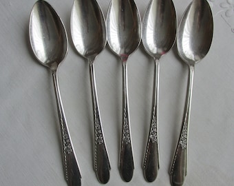 Teaspoons - Set of 6 Silver Plate in "Gardenia" Pattern - Vintage