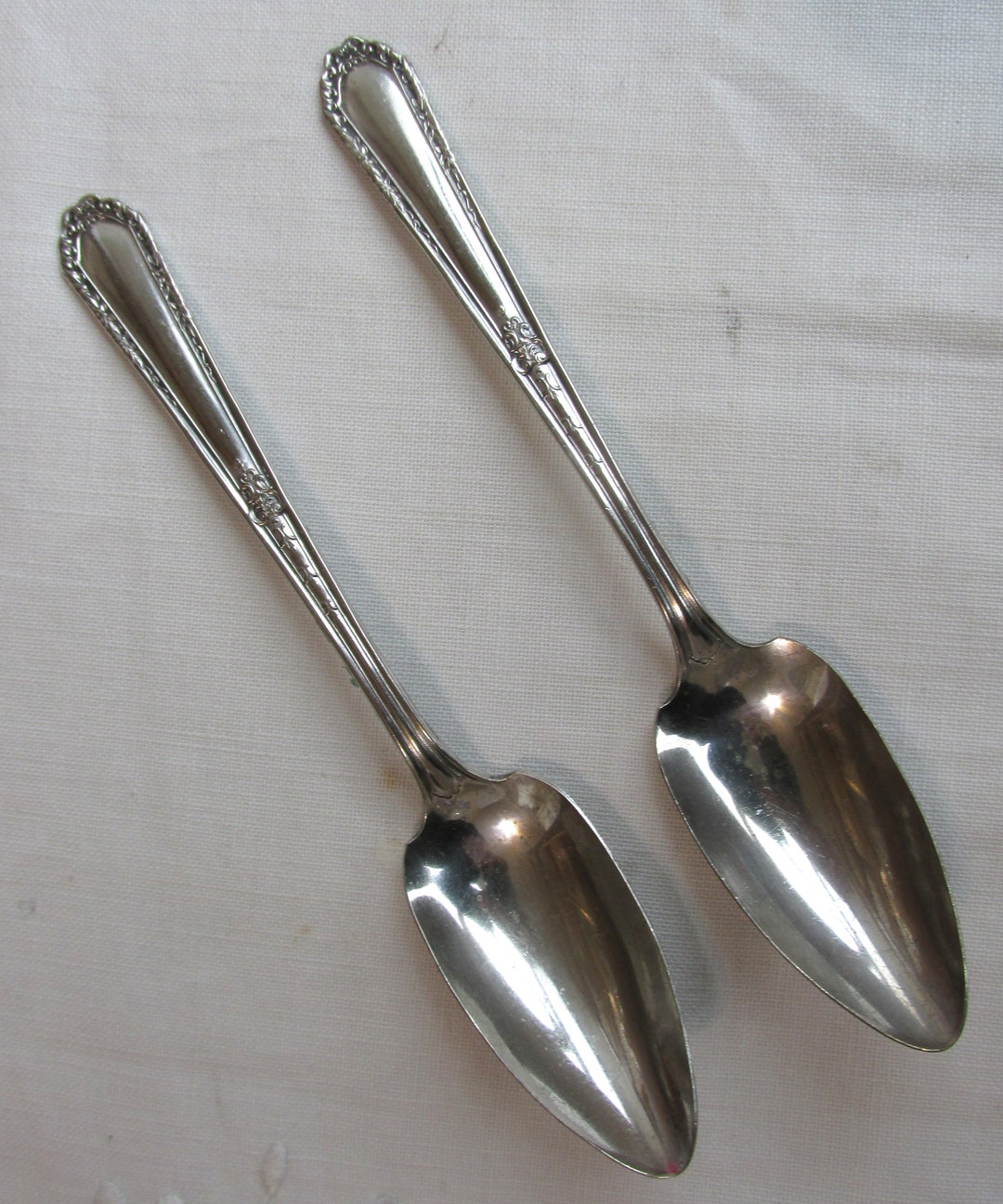 Fruit Spoons Set of 2 Silver Plate Orange or Grapefruit Spoons Vintage