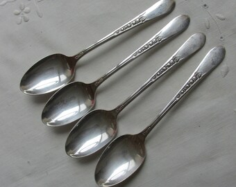 Teaspoons - Set of 4 Silver Plate "Priscilla" aka "Lady Ann" - Vintage