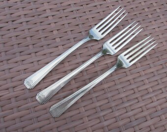 Dinner Forks X 3 in "Skyline  Skycrest" Silver Plate Pattern - Vintage