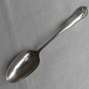 Teaspoon in Sterling Silver &quot;Lancaster&quot; Pattern - Antique
