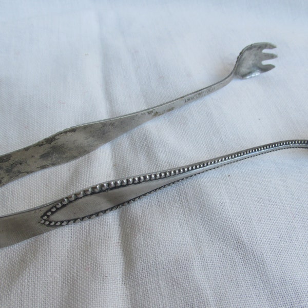 Sugar Tongs in Silver Plate - Vintage