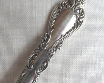 Butter Knife Sterling Silver Flat Handle Master Butter Knife in  "Old Charleston" Pattern - Vintage - Free Shipping