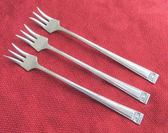 Seafood or Cocktail Forks X 3 in Silver Plate - Vintage
