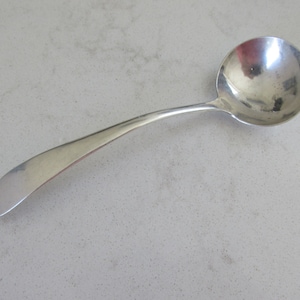 Cream Ladle in Sterling Silver - Vintage