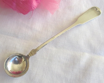 Mustard Spoon or Chocolate Spoon - Silver Plate Meriden Brittania with "Fiddle" Handle - Antique
