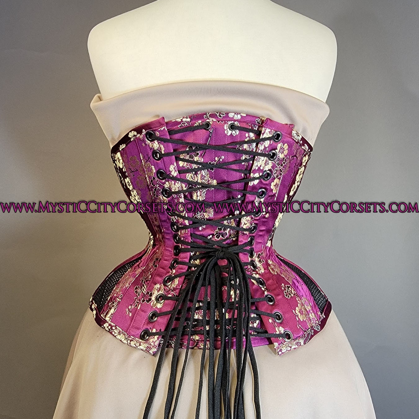 MCC-44L Cherry Brocade/black Sport Mesh Underbust Waist