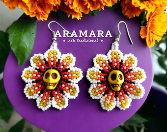 Beaded Flower earrings, Dia de muertos, Huichol Earrings, Seed Bead Earrings, Beaded skull, Day of the dead earrings, Sugar skull, Catrina,