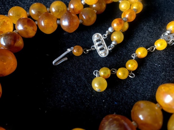Vintage Double Strand Amber Colored Lucite Bead N… - image 4