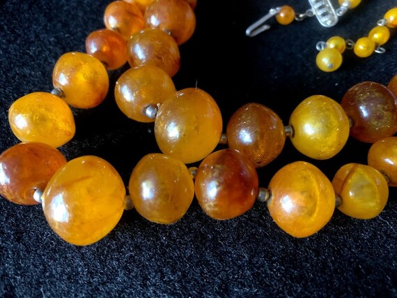 Vintage Double Strand Amber Colored Lucite Bead N… - image 5