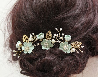 Gold Green Bridal hair pins with flowers and leaves, Floral  Wedding hair vine,  Bridal Headpiece, Flower Hair pins, Wedding hair piece, UK