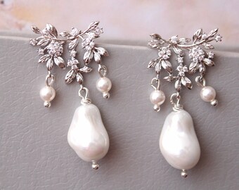 Pearl Drop wedding earrings Bridal vine earrings Leaf pearl earrings Dangle earrings Wedding Jewelry Baroque pearl  earrings  Gift for bride