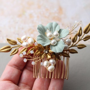 Small Gold Sage Green Bridal Hair comb, Floral Bridal headpiece, Small wedding Headpiece, wedding hair pin Headpiece, Wedding Hair Accessory