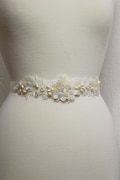 Floral Bridal Belt: Freshwater Pearl Wedding Dress Sash, Ivory Lace Wedding Belt