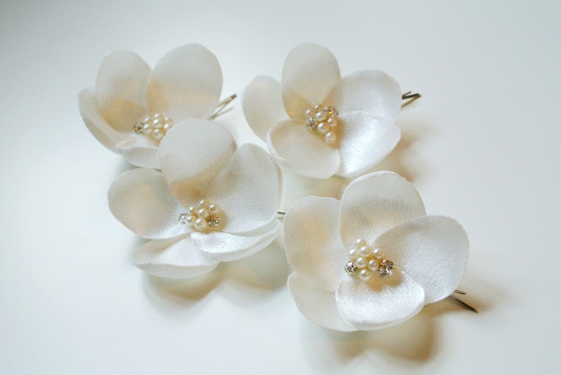 Ivory Flower Hair pins Floral Bridal Hair pins Wedding Headpiece Bridal Headpiece Hair Flower Bridesmaid gift Wedding Hair Accessory image 5