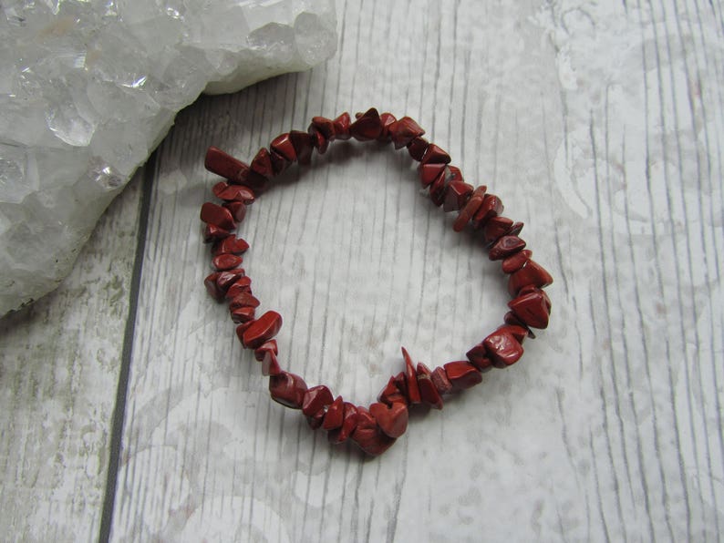 Red Jasper Gemstone Chip Tumblechip Stretchy Elasticated Bracelet Jewellery