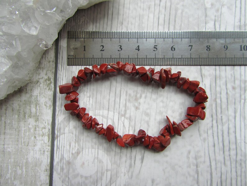 Red Jasper Gemstone Chip Tumblechip Stretchy Elasticated Bracelet Jewellery