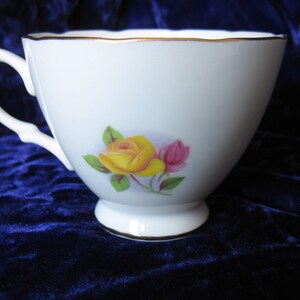 Vintage Tea Cup & Saucer image 4