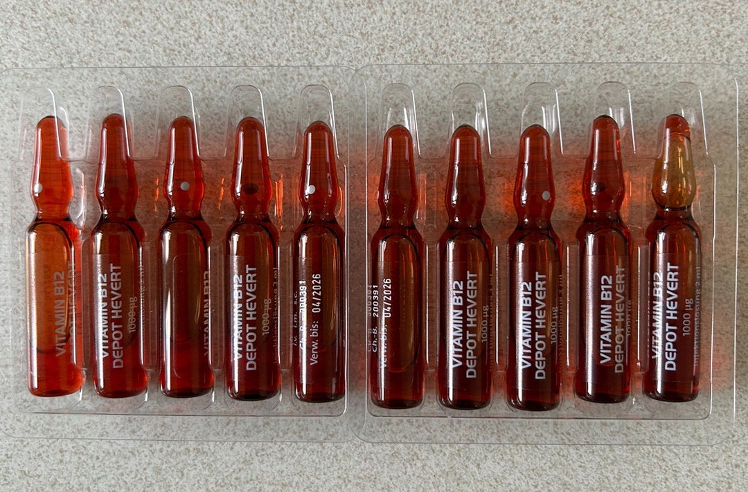 Vitamin B12 Hydroxocobalamin 10 Ampoules. 2ml in Each Ampoule. Unboxed