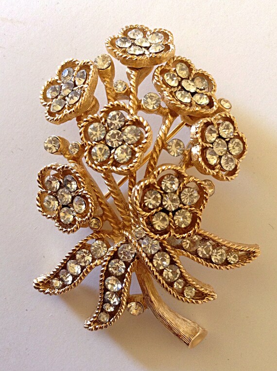 Trifari Brooch