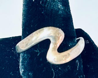 Squiggle Sterling Ring, Size 10.5