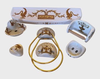 Porcelaine De Paris Bath Fixtures, 7 Pieces