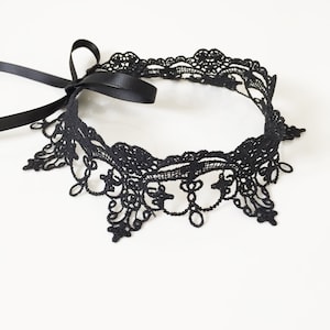 Victorian Gothic Black Delicate Lace Choker Necklace Noble Playful Romantic Renaissance Minimalist Pagan Medieval