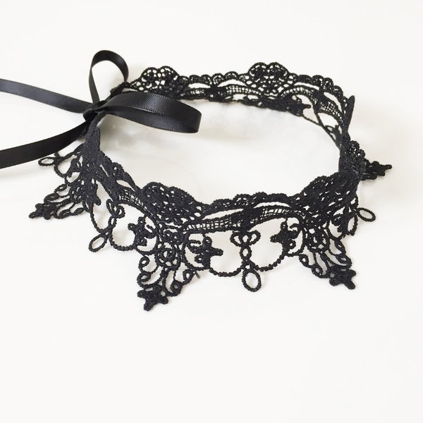 Victorian Gothic Black Delicate Lace Choker Necklace Noble Playful Romantic Renaissance Minimalist Pagan Medieval