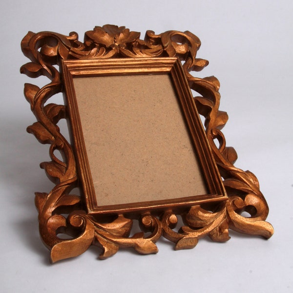 Stunning Ornate Photo Frame. Antique Gold Frame, 5'' x 7'' Carved Photo Frame