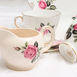 Vintage Ellgreave Milk Jug, Ellgreave Heatmaster, Pink Rose Pattern, Made in England