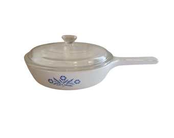 Corningware P-83-B Skillet with lid Cornflower Blue