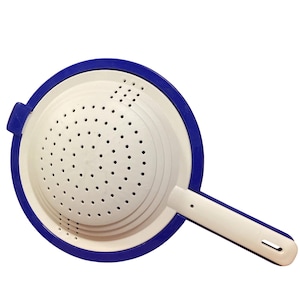 Tupperware Double Colander Strainer 2 Quart 2 Piece Blue/White #2149 #2150